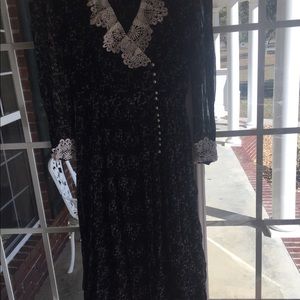 Black and white dress size 12